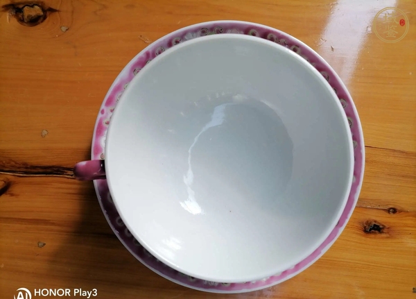 古玩陶瓷粉彩寶相花福壽紋杯碟套真品鑒賞圖