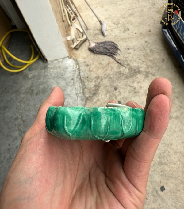 古玩陶瓷綠釉荷葉洗真品鑒賞圖