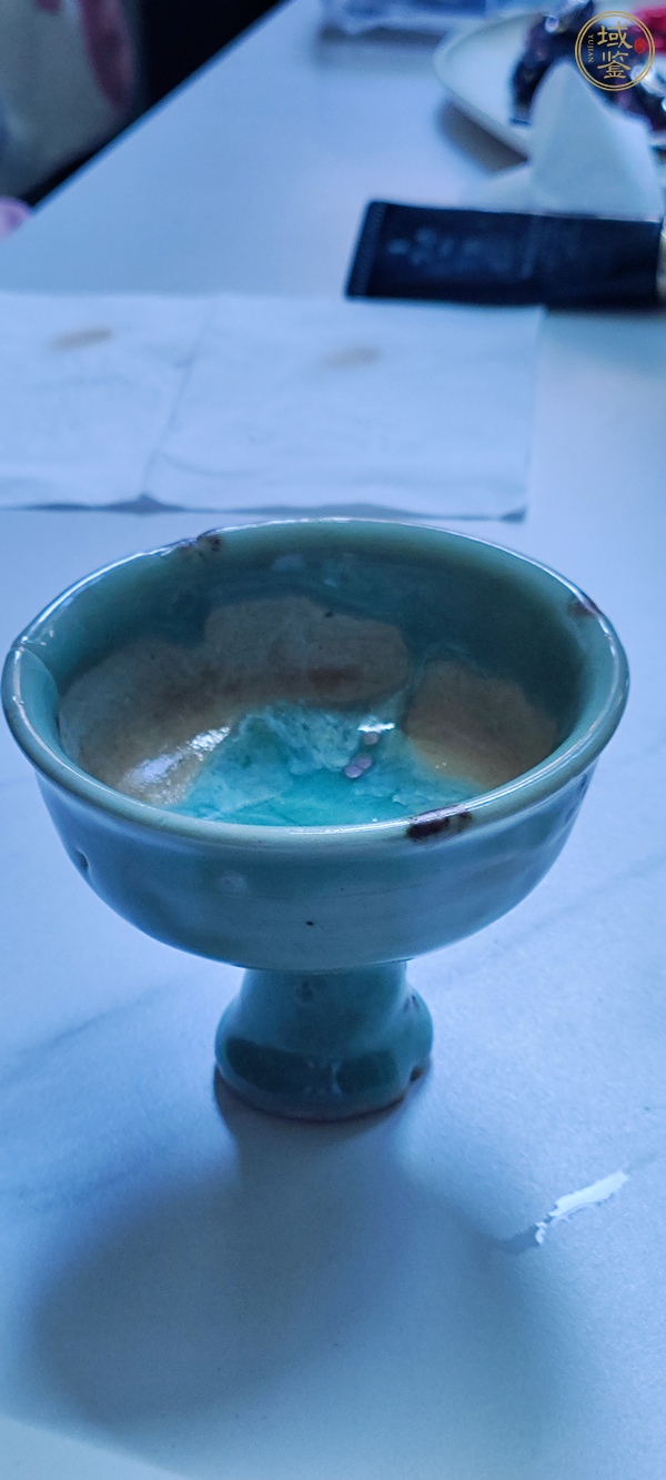 古玩陶瓷龍泉青瓷褐彩高足杯真品鑒賞圖