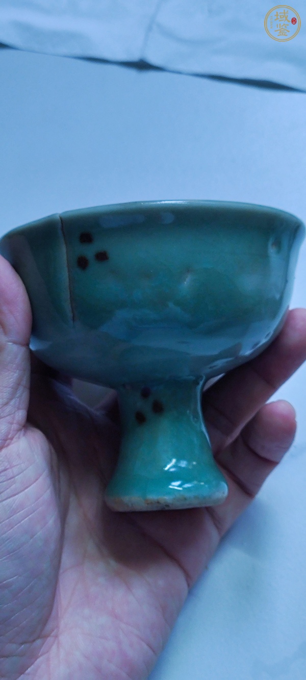 古玩陶瓷龍泉青瓷褐彩高足杯真品鑒賞圖
