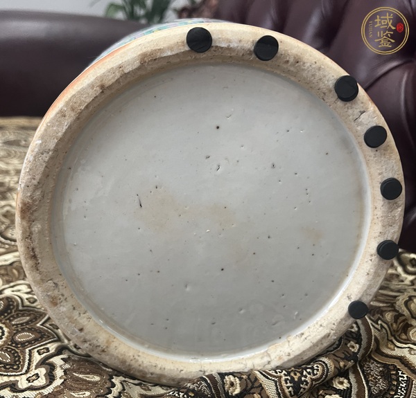 古玩陶瓷粉彩人物故事雙耳瓶真品鑒賞圖