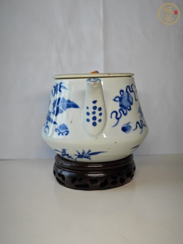 古玩陶瓷青花博古圖茶壺真品鑒賞圖