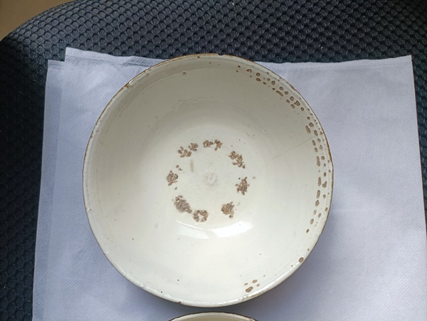 古玩陶瓷元末明初磁州窯淄素碗拍賣，當前價格38元