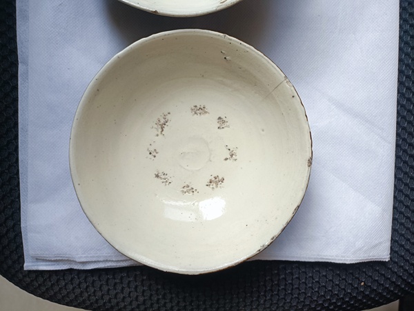 古玩陶瓷元末明初磁州窯淄素碗拍賣，當前價格38元