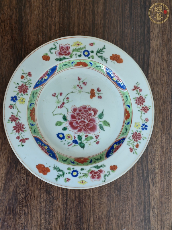 古玩陶瓷花卉紋粉彩盤真品鑒賞圖