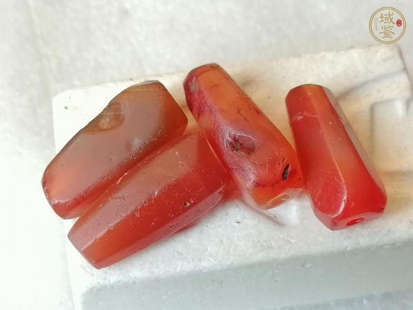 古玩玉器紅瑪瑙多棱珠真品鑒賞圖