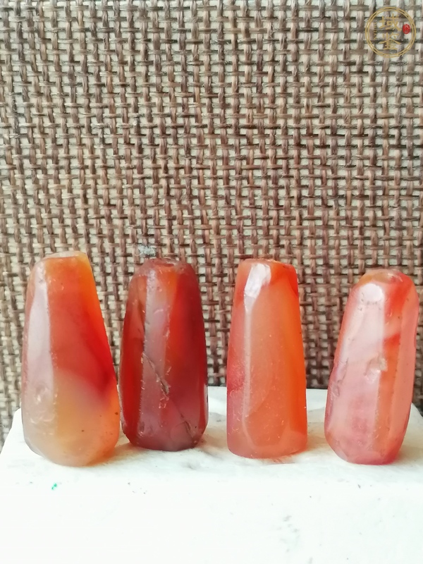 古玩紅瑪瑙“多棱珠”真品鑒賞圖