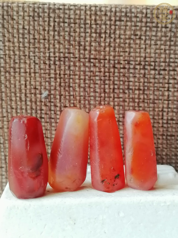 古玩玉器紅瑪瑙“多棱珠”真品鑒賞圖