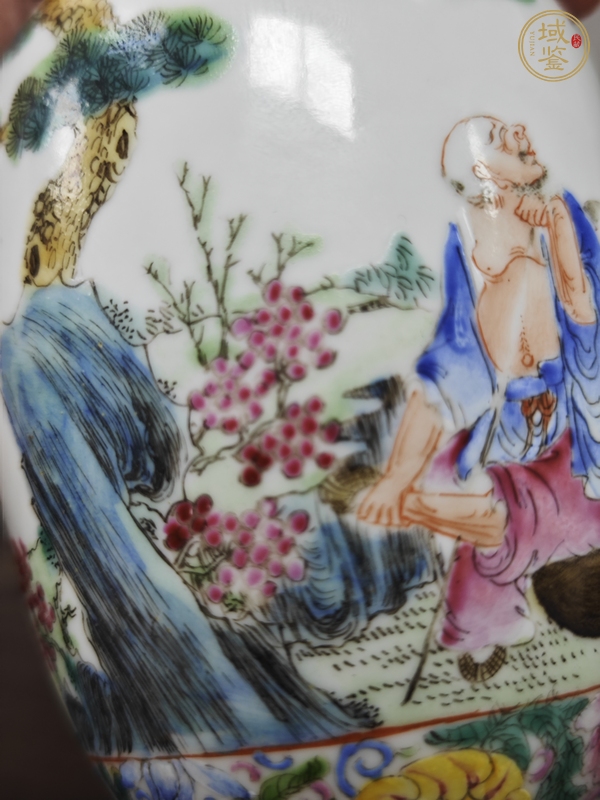 古玩陶瓷人物紋粉彩瓶真品鑒賞圖