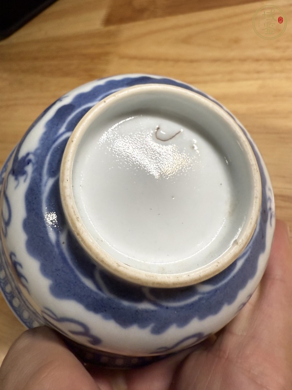 古玩陶瓷青花趕珠龍紋茶碗真品鑒賞圖