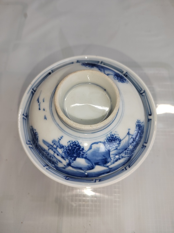 古玩陶瓷日本明治青花山水人物蓋碗拍賣，當(dāng)前價(jià)格400元
