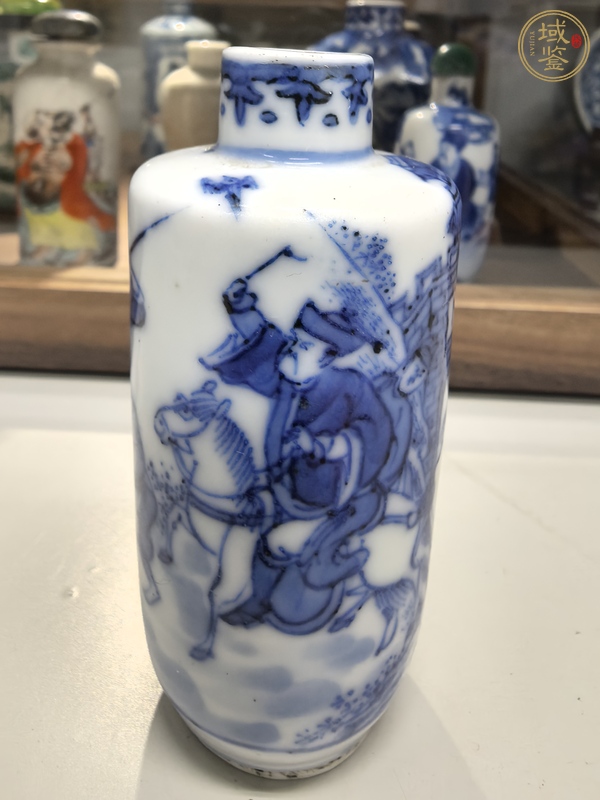 古玩陶瓷青花人物鼻煙壺真品鑒賞圖