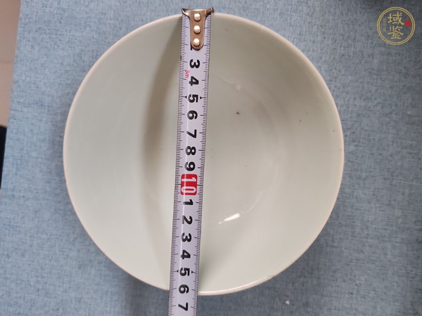 古玩陶瓷青花纏枝花卉紋碗真品鑒賞圖