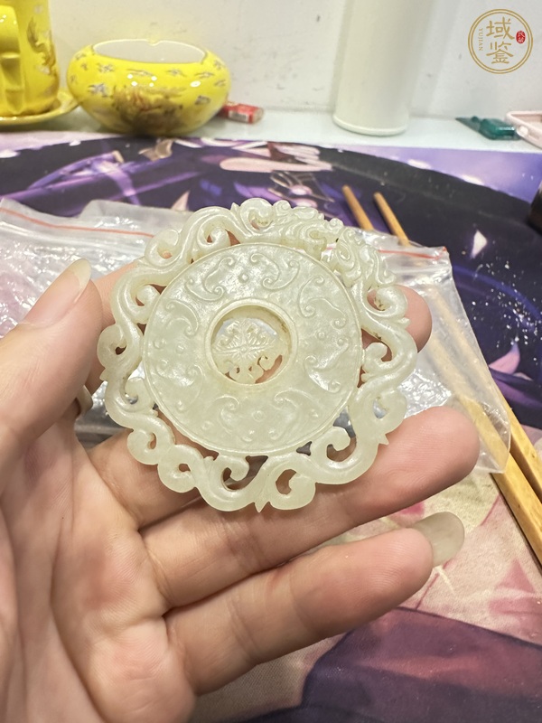 古玩陶瓷和田籽料轉心佩真品鑒賞圖