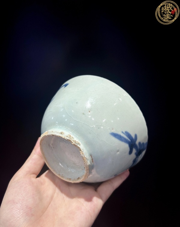 古玩陶瓷青花花卉紋茶碗真品鑒賞圖