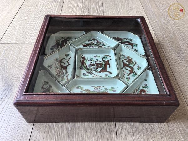 古玩陶瓷粉彩描金龍鳳紋九子盤真品鑒賞圖
