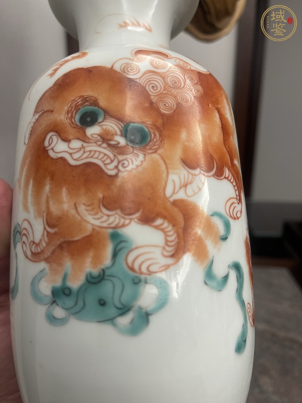 古玩陶瓷獅紋瓶真品鑒賞圖