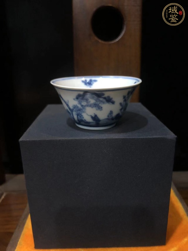 古玩陶瓷山水人物紋青花杯真品鑒賞圖