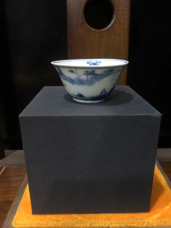 古玩陶瓷（精品品茗杯）清·康熙·訪友圖·青花品茗杯拍賣，當(dāng)前價(jià)格948元