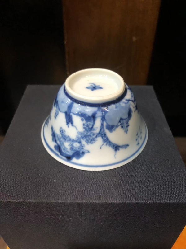 古玩陶瓷（精品品茗杯）清·康熙·訪友圖·青花品茗杯拍賣，當(dāng)前價(jià)格948元