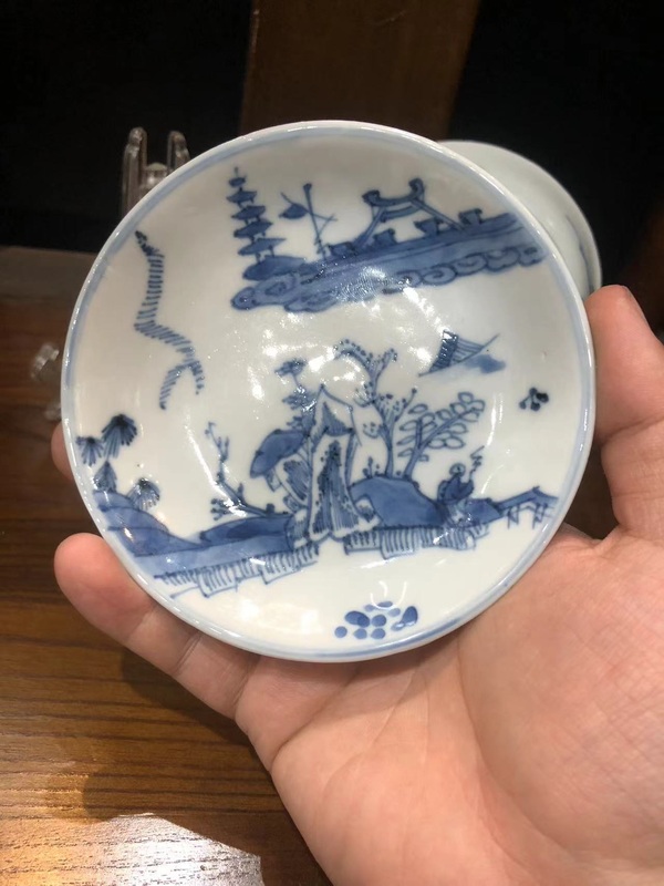 古玩陶瓷（精品賞碟）清·康熙·訪友圖·青花賞碟一對拍賣，當前價格1116元