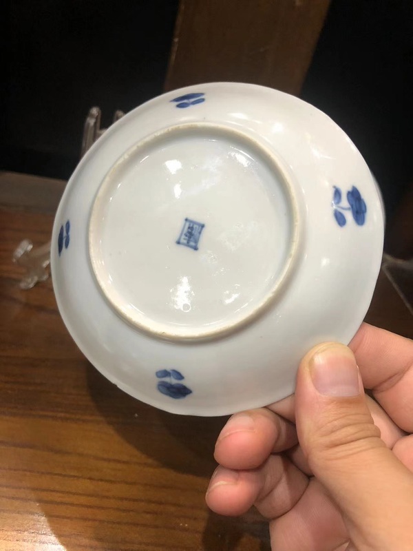 古玩陶瓷（精品賞碟）清·康熙·訪友圖·青花賞碟一對拍賣，當前價格1116元