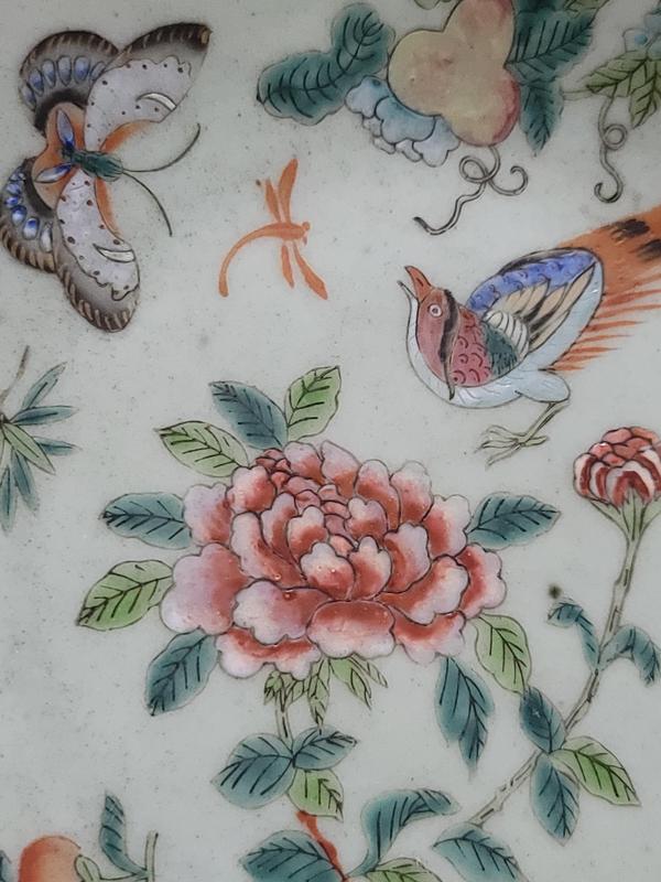 古玩陶瓷晚清道光豆青粉彩花鳥盤拍賣，當(dāng)前價(jià)格680元