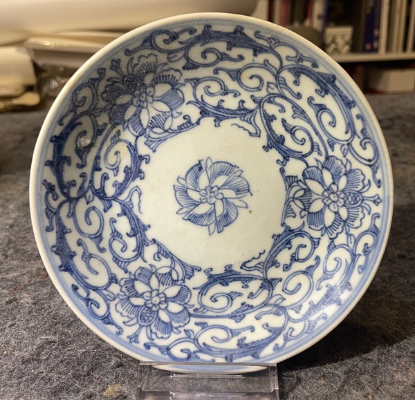 古玩陶瓷清嘉慶纏枝花卉盤拍賣，當前價格370元