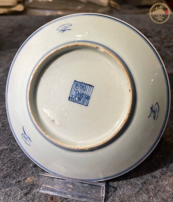 古玩陶瓷清嘉慶纏枝花卉盤真品鑒賞圖