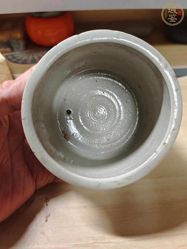 古玩陶瓷青花花卉紋香爐真品鑒賞圖