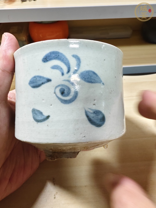 古玩陶瓷青花花卉紋香爐真品鑒賞圖