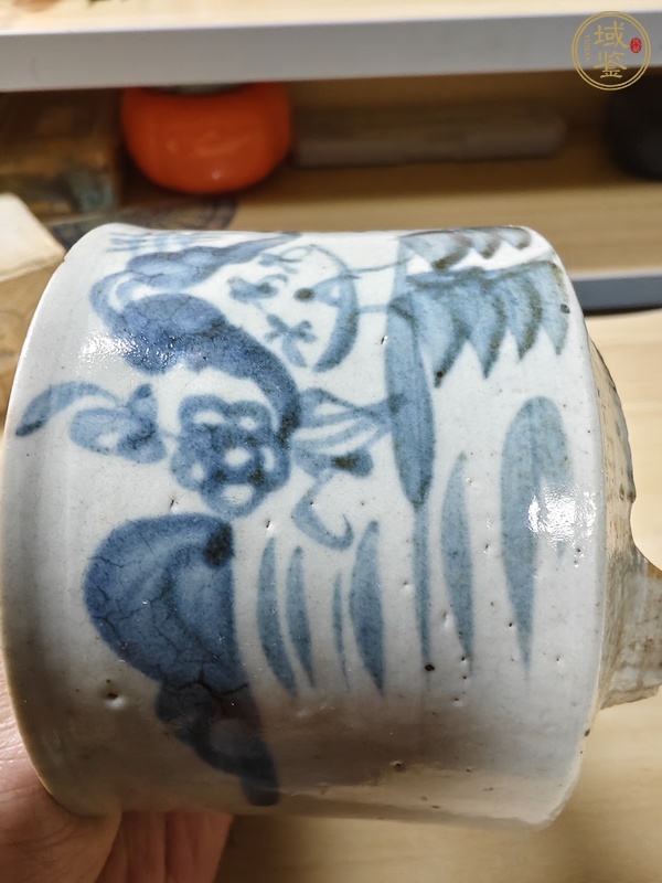 古玩陶瓷青花花卉紋香爐真品鑒賞圖