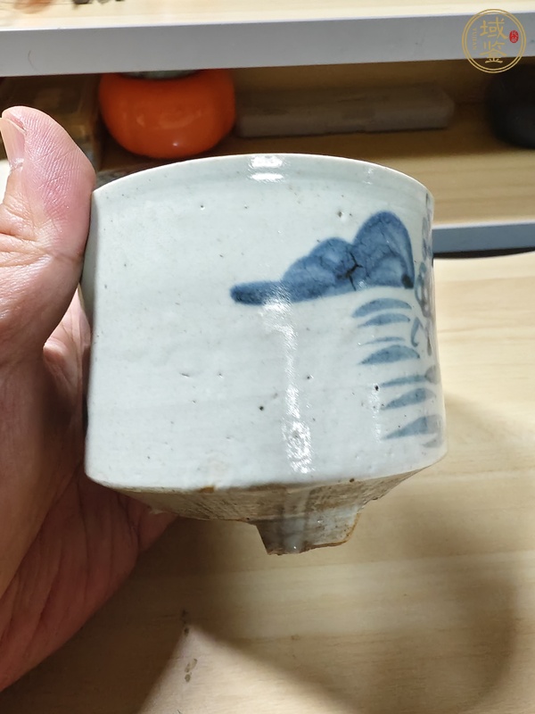 古玩陶瓷青花花卉紋香爐真品鑒賞圖