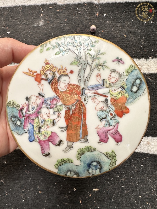 古玩陶瓷清同治 粉彩五子奪魁節盒真品鑒賞圖