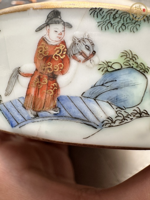 古玩陶瓷清同治 粉彩五子奪魁節盒真品鑒賞圖