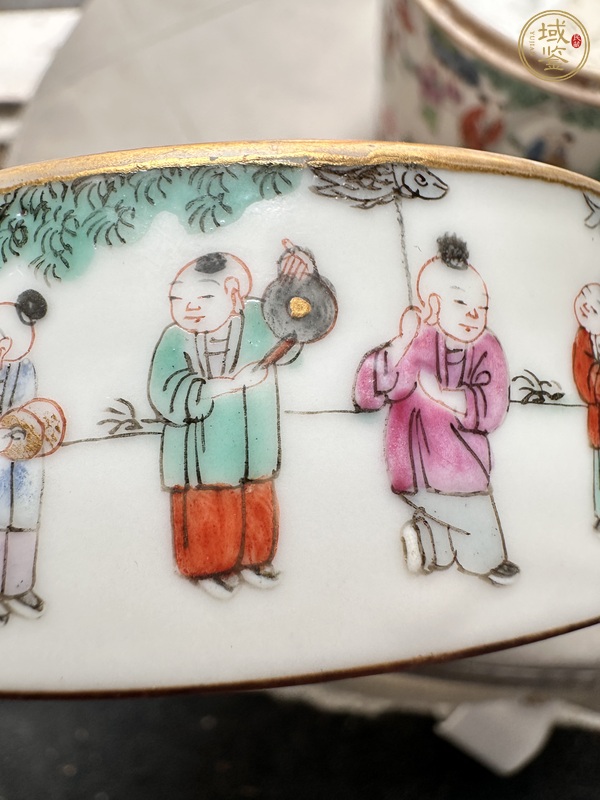 古玩陶瓷清同治 粉彩五子奪魁節盒真品鑒賞圖