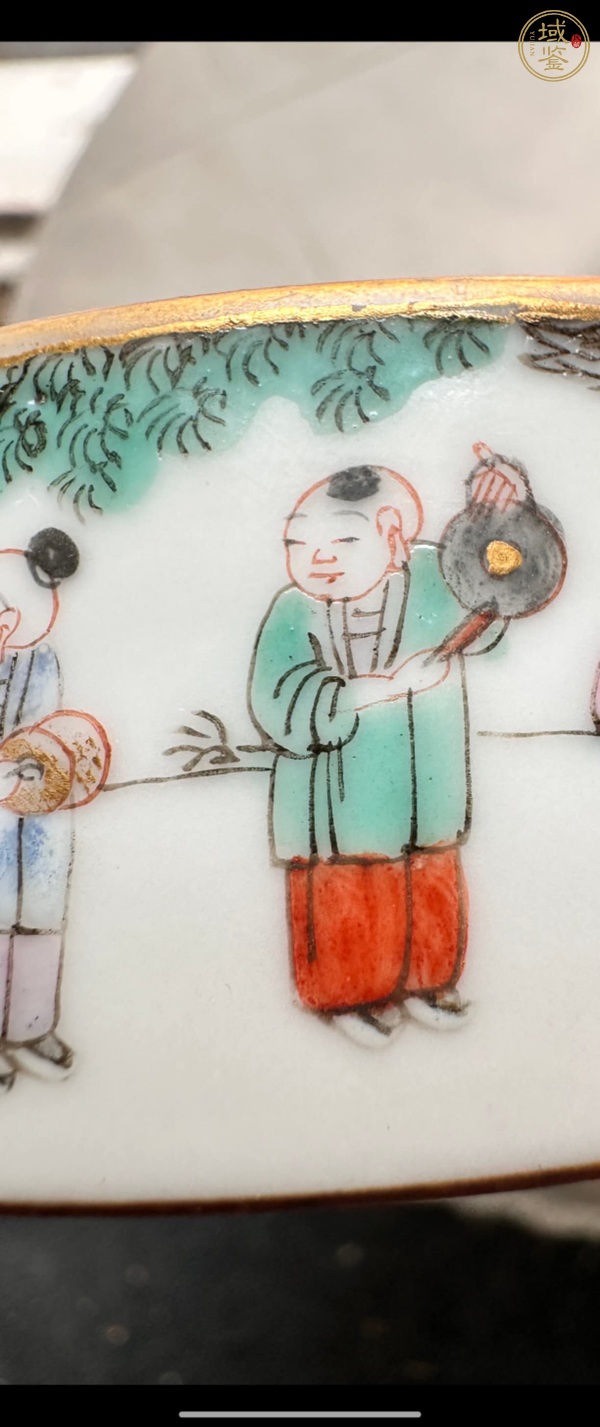 古玩陶瓷清同治 粉彩五子奪魁節盒真品鑒賞圖