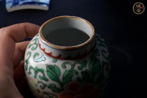 古玩陶瓷青花五彩罐真品鑒賞圖