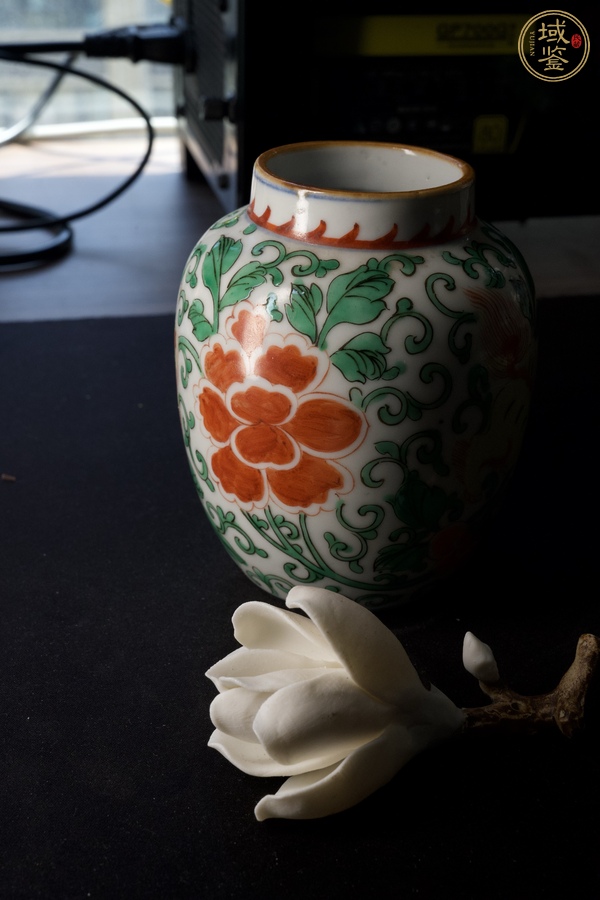 古玩陶瓷青花五彩罐真品鑒賞圖