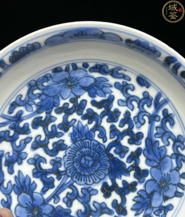 古玩陶瓷花卉紋青花盤拍賣，當(dāng)前價(jià)格2600元