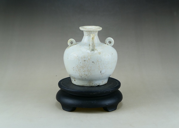 古玩陶瓷明晚期.青白釉三系執(zhí)壺拍賣，當(dāng)前價格165元