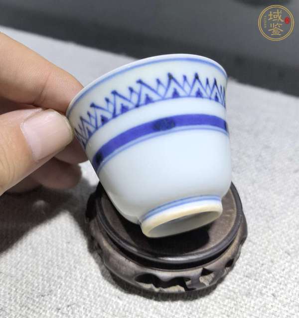 古玩陶瓷青花杯真品鑒賞圖