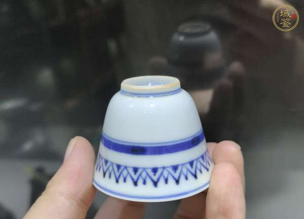 古玩陶瓷青花杯真品鑒賞圖