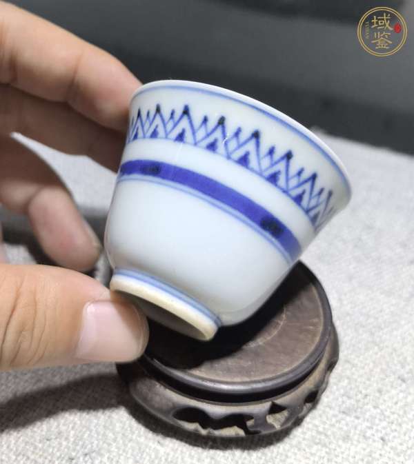古玩陶瓷青花杯真品鑒賞圖