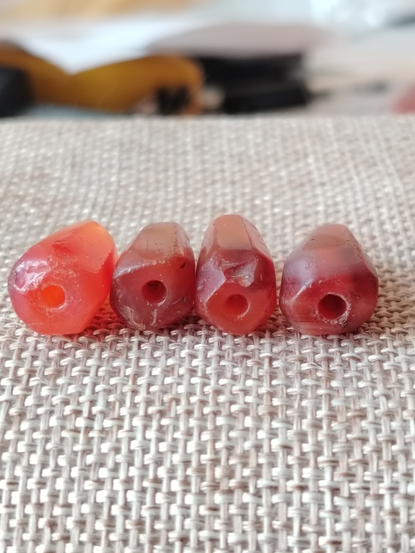 古玩玉器老紅瑪瑙多棱珠4顆拍賣，當前價格118元