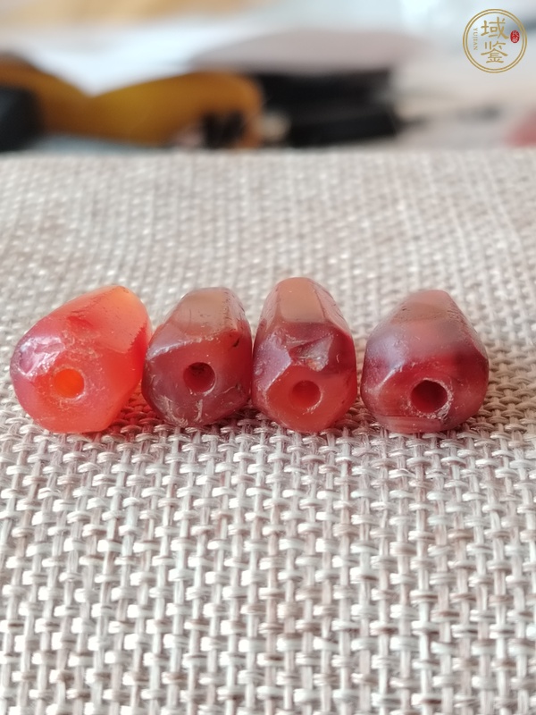 古玩玉器紅瑪瑙多棱珠真品鑒賞圖