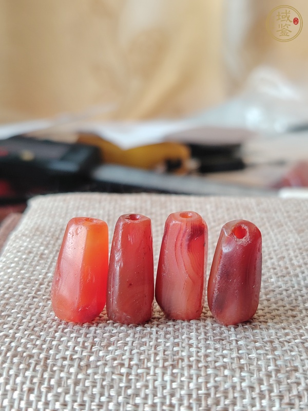 古玩紅瑪瑙多棱珠真品鑒賞圖