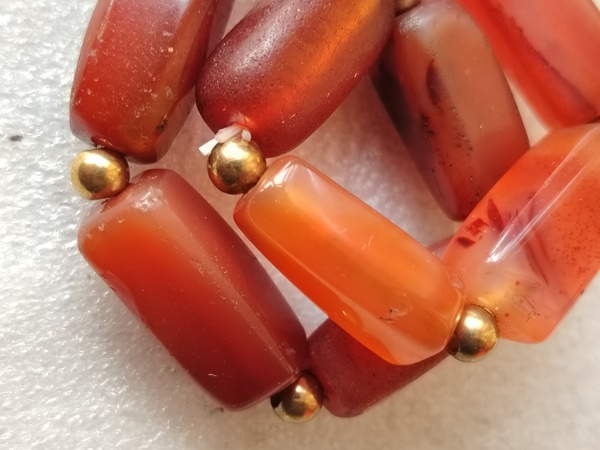 古玩玉器限量包郵老天然紅瑪瑙珠手串拍賣，當(dāng)前價(jià)格138元