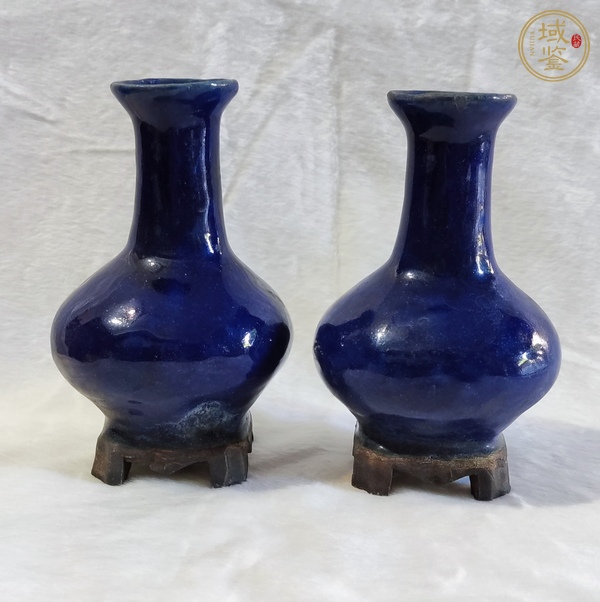 古玩陶瓷藍釉連坐瓶真品鑒賞圖