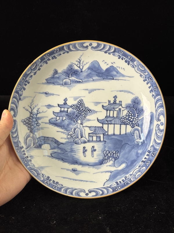 古玩陶瓷清乾隆青花山水人物盤拍賣，當(dāng)前價(jià)格999元